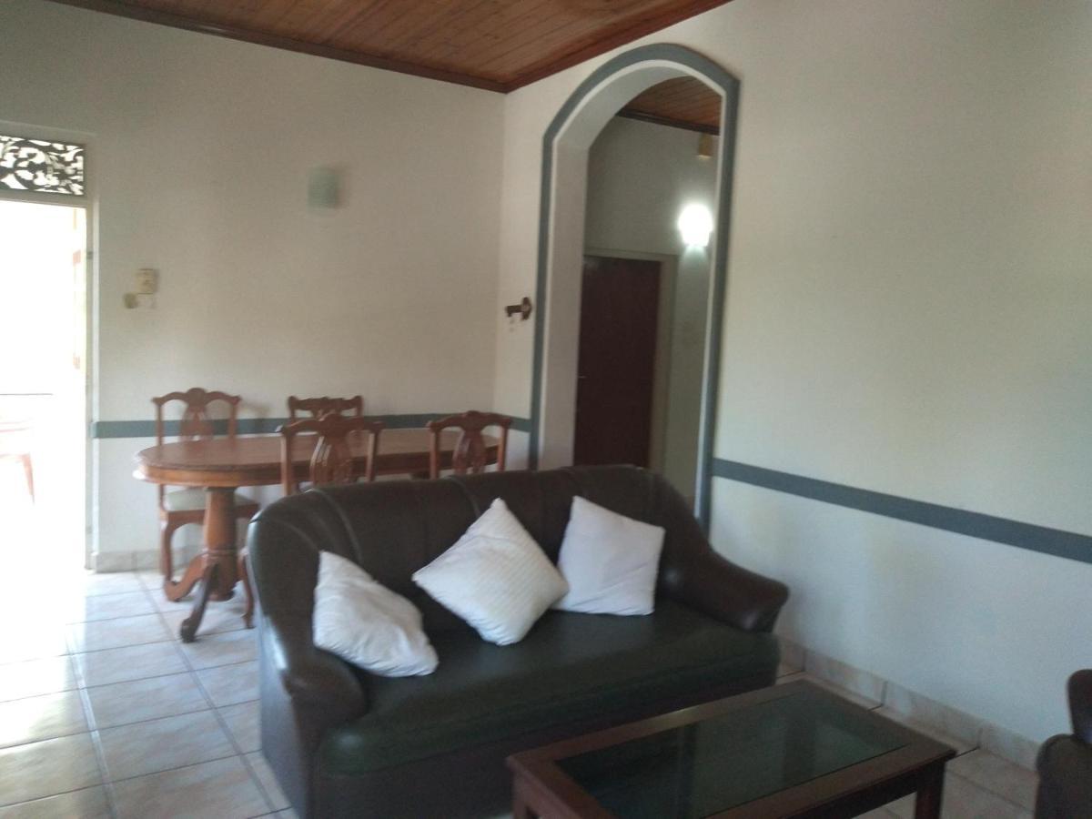 Vijai Resort Negombo Exterior foto